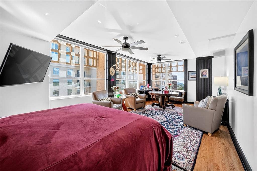 3525 Turtle Creek Boulevard, #17B, Dallas, TX 75219 Primary Suite