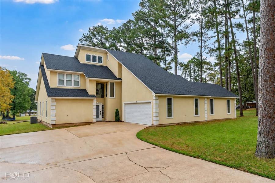 Property photo for 1663 Spencer Circle, Benton, LA