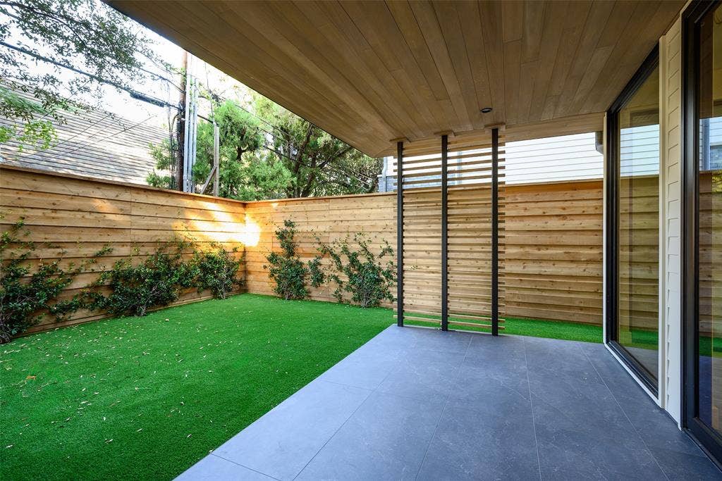 4049 Hawthorne Avenue, Dallas, TX 75219 4049 Hawthorne Avenue, Dallas, TX 75219