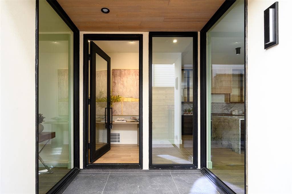 4049 Hawthorne Avenue, Dallas, TX 75219 4049 Hawthorne Avenue, Dallas, TX 75219
