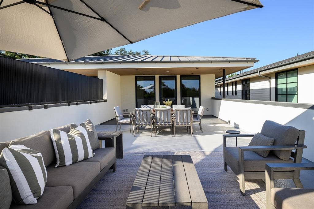 4049 Hawthorne Avenue, Dallas, TX 75219 4049 Hawthorne Avenue, Dallas, TX 75219