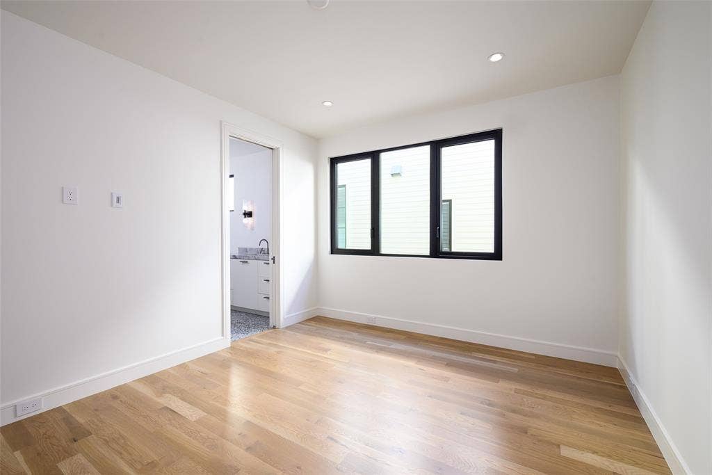 4049 Hawthorne Avenue, Dallas, TX 75219 4049 Hawthorne Avenue, Dallas, TX 75219