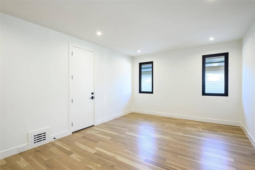 4049 Hawthorne Avenue, Dallas, TX 75219 4049 Hawthorne Avenue, Dallas, TX 75219