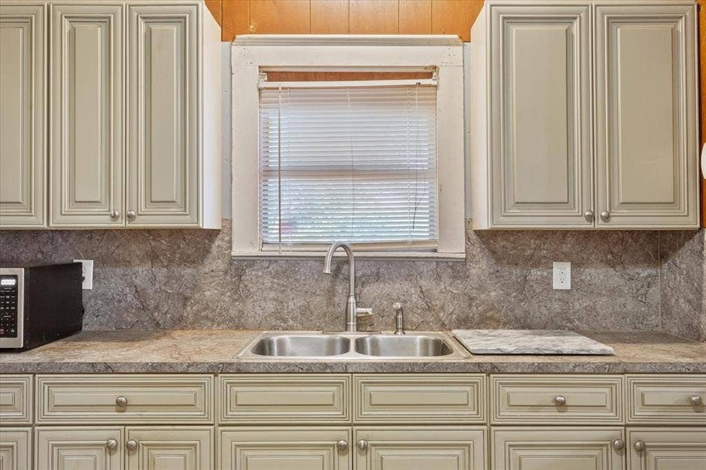 4246 Old Caufield Ranch Road, McGregor, TX 76657 4246 Old Caufield Ranch Road, McGregor, TX 76657