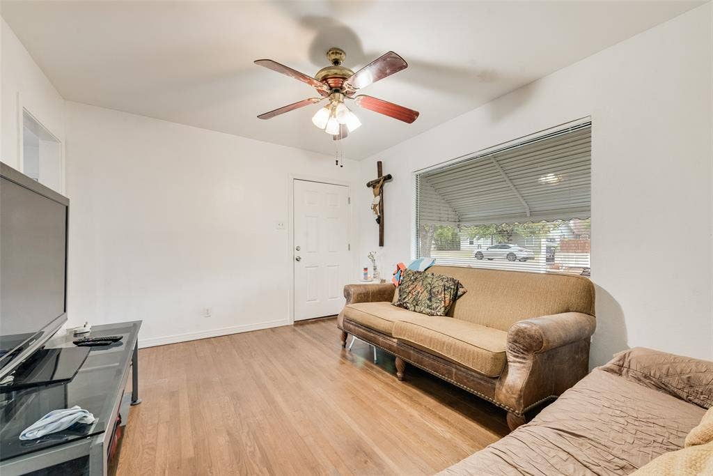 616 Chandler Drive, Garland, TX 75040 616 Chandler Drive, Garland, TX 75040
