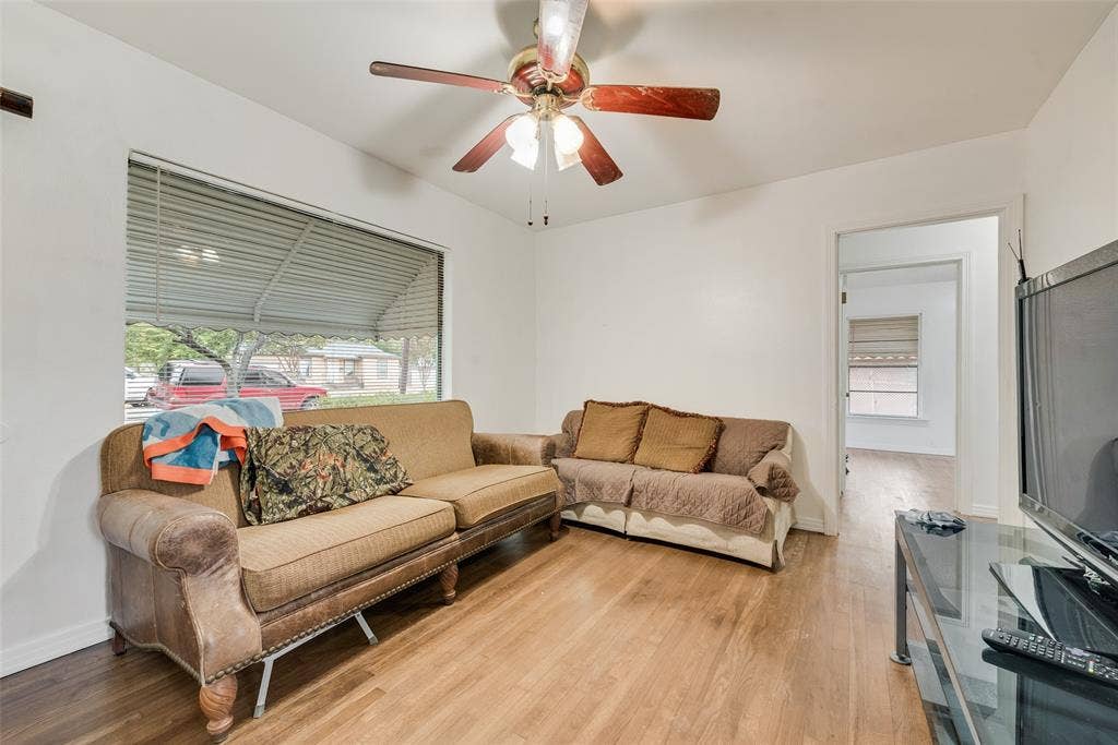616 Chandler Drive, Garland, TX 75040 616 Chandler Drive, Garland, TX 75040