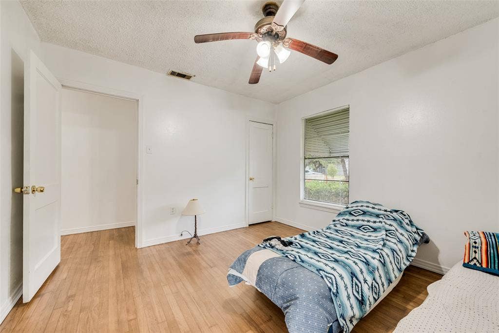 616 Chandler Drive, Garland, TX 75040 616 Chandler Drive, Garland, TX 75040