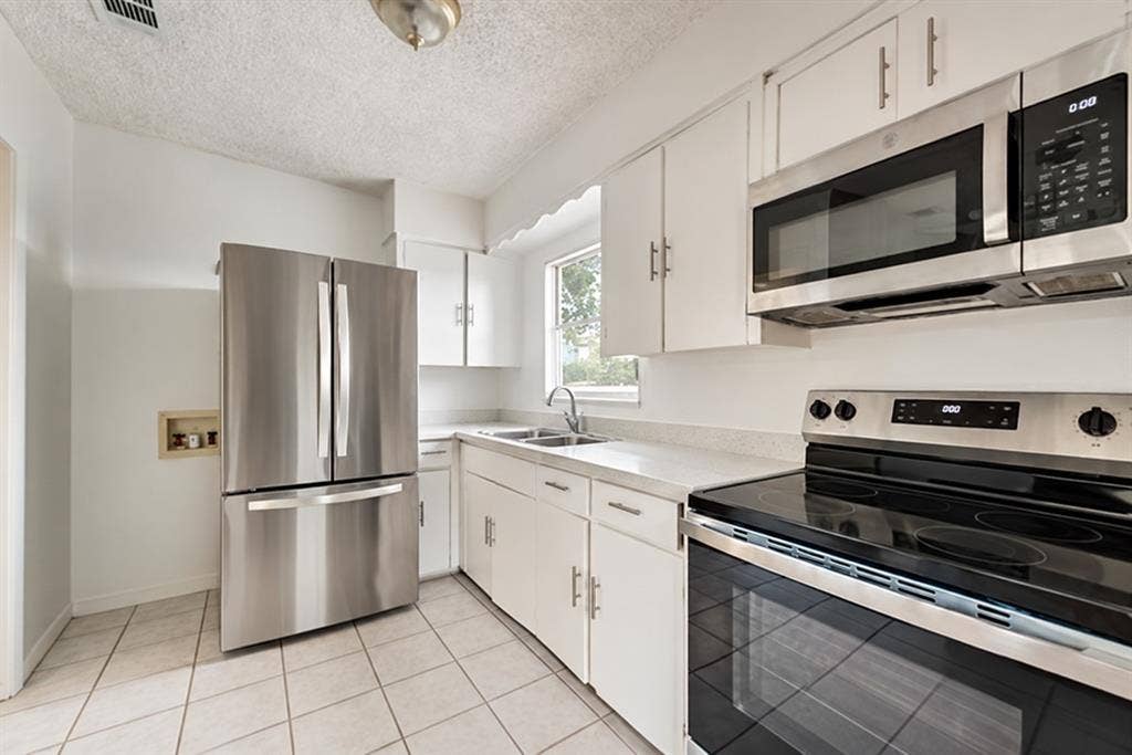 616 Chandler Drive, Garland, TX 75040 616 Chandler Drive, Garland, TX 75040