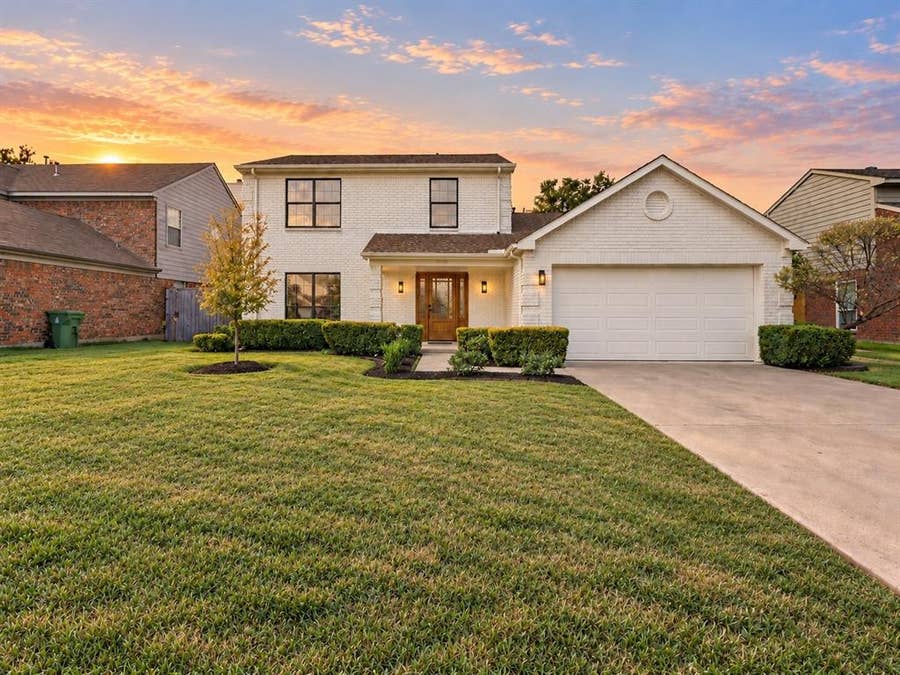 Property photo for 614 Berkley Drive, Grapevine, TX
