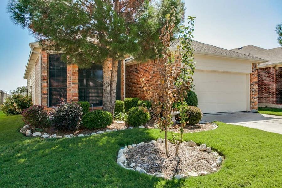 Property photo for 14036 Coyote Trail, Fort Worth, TX