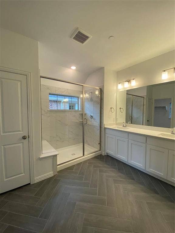7297 Sacaton Trail, Frisco, TX 75033 Oversized Shower in Owners' Bath