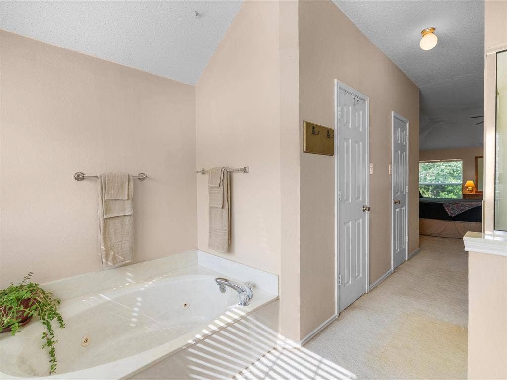 7501 Gillon Drive, Rowlett, TX 75089