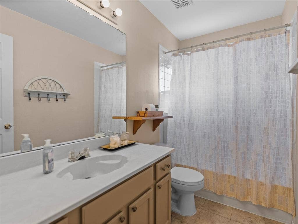 7501 Gillon Drive, Rowlett, TX 75089