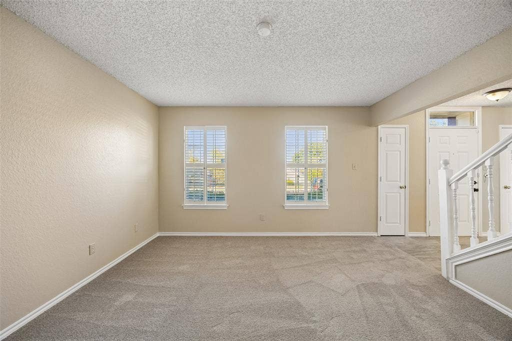 1203 White Drive, Cedar Hill, TX 75104 1203 White Drive, Cedar Hill, TX 75104
