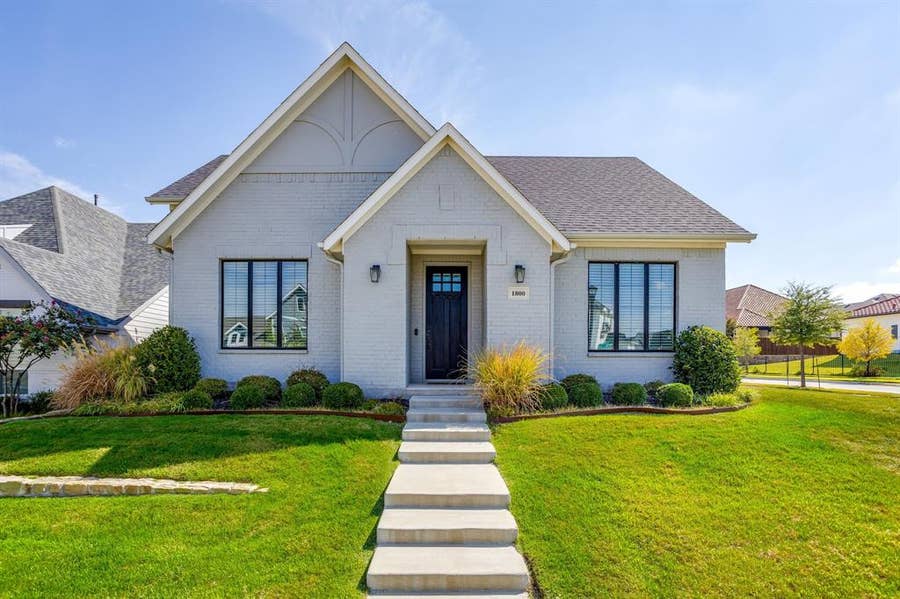 Property photo for 1800 Narita Bend, Fort Worth, TX