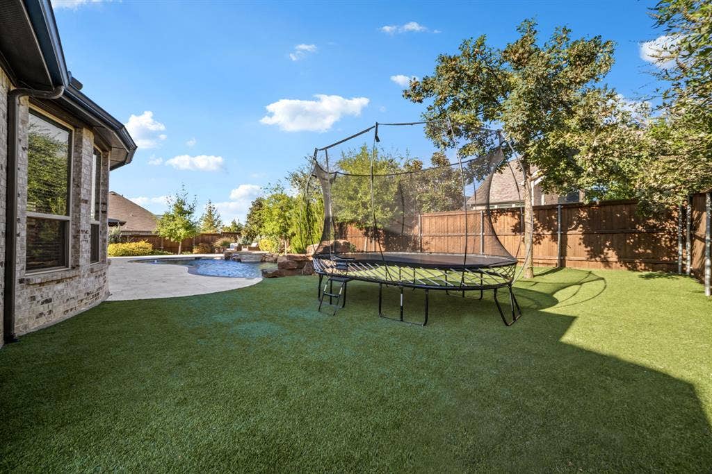 2608 Seabiscuit Road, Celina, TX 75009 2608 Seabiscuit Road, Celina, TX 75009