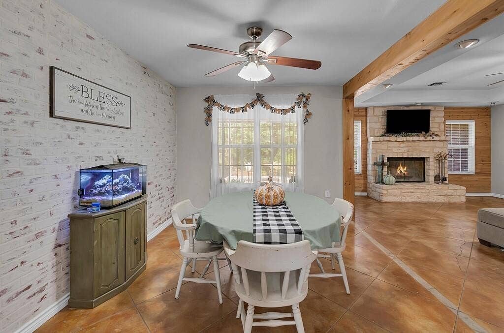 3287 Rosenthal Parkway, Lorena, TX 76655 3287 Rosenthal Parkway, Lorena, TX 76655