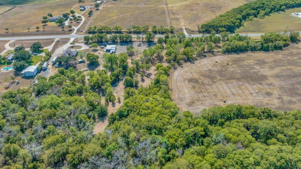 3287 Rosenthal Parkway, Lorena, TX 76655 3287 Rosenthal Parkway, Lorena, TX 76655