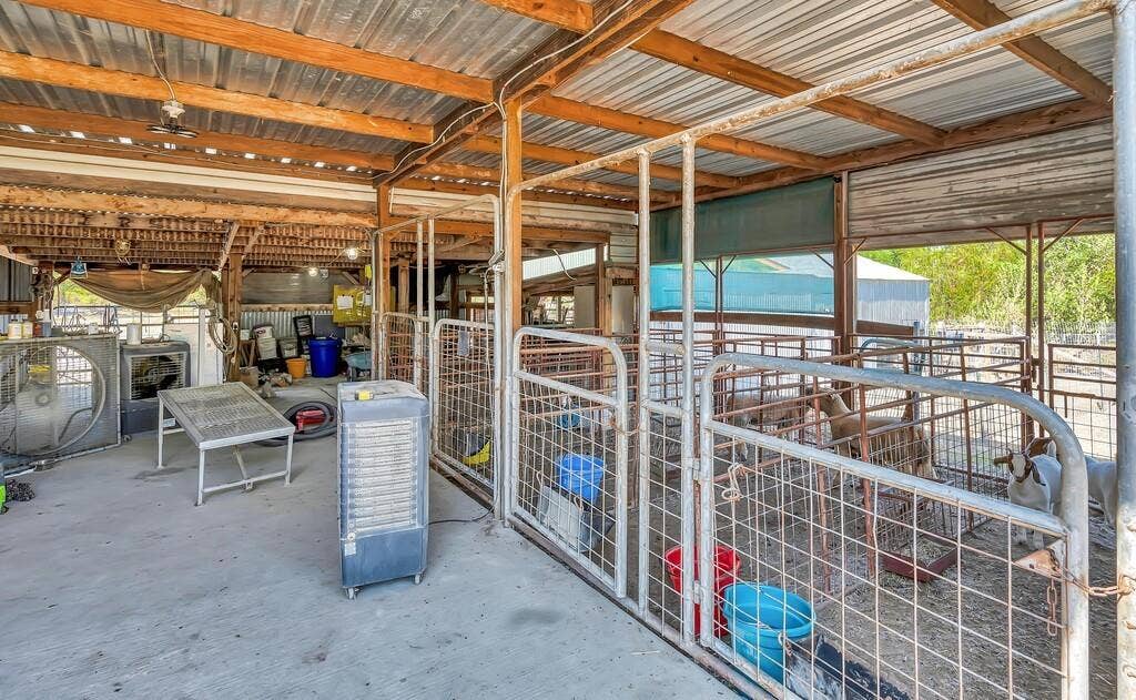3287 Rosenthal Parkway, Lorena, TX 76655 3287 Rosenthal Parkway, Lorena, TX 76655