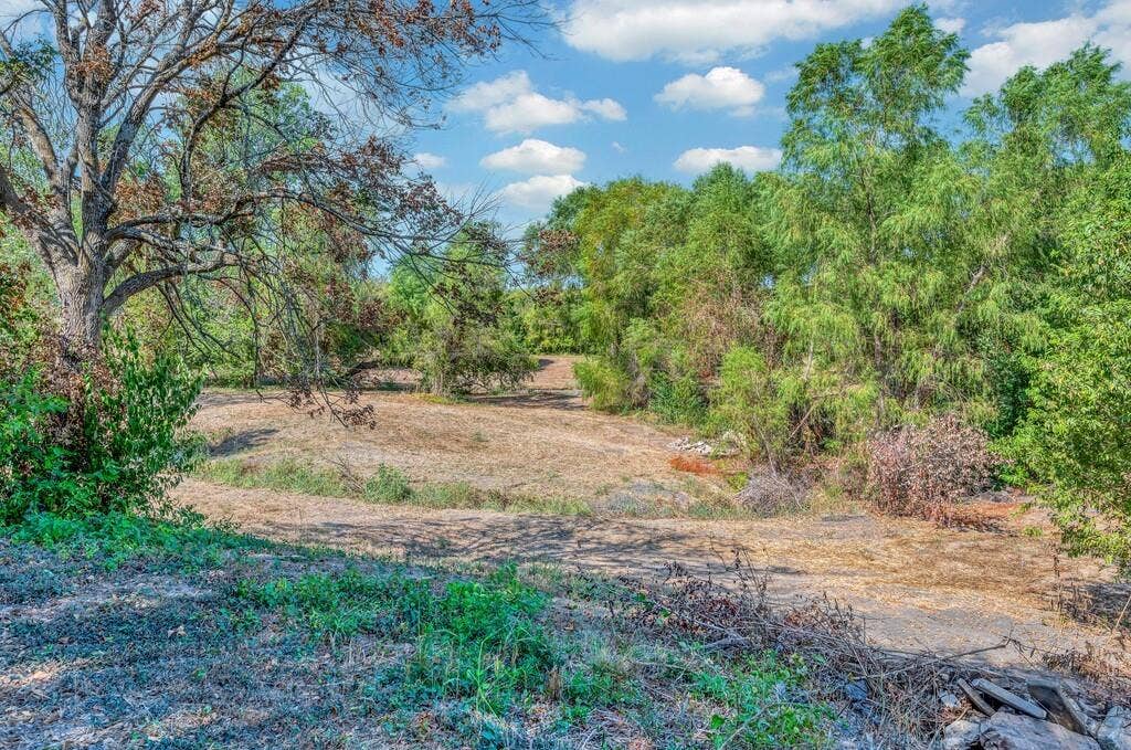 3287 Rosenthal Parkway, Lorena, TX 76655 3287 Rosenthal Parkway, Lorena, TX 76655