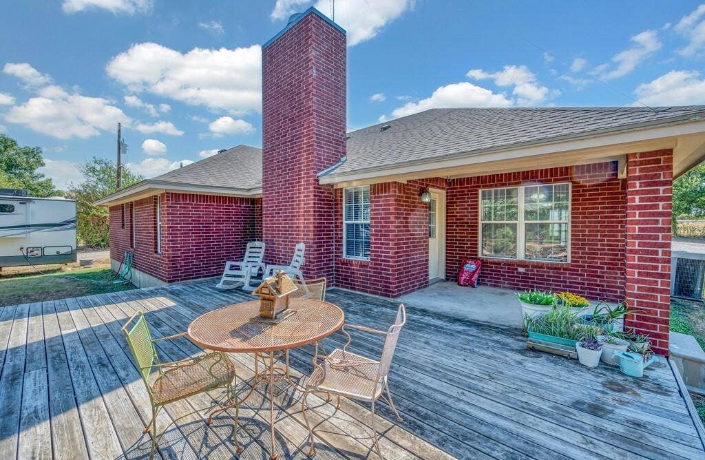 3287 Rosenthal Parkway, Lorena, TX 76655 3287 Rosenthal Parkway, Lorena, TX 76655