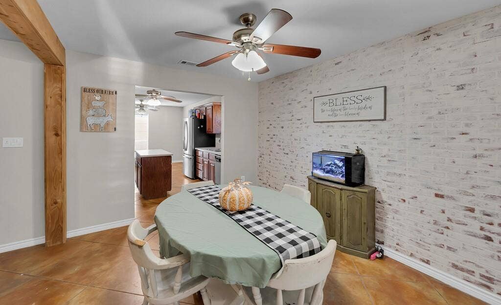 3287 Rosenthal Parkway, Lorena, TX 76655 3287 Rosenthal Parkway, Lorena, TX 76655