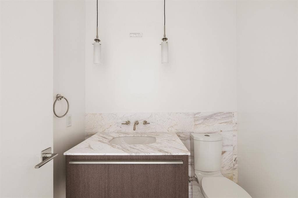 3130 N Harwood Street, #1805, Dallas, TX 75201 3130 N Harwood Street, #1805, Dallas, TX 75201