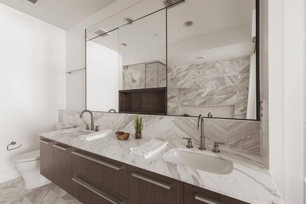3130 N Harwood Street, #1805, Dallas, TX 75201 3130 N Harwood Street, #1805, Dallas, TX 75201