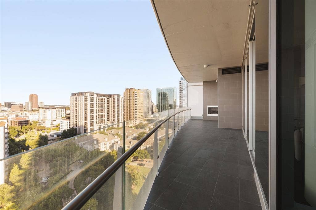 3130 N Harwood Street, #1805, Dallas, TX 75201 3130 N Harwood Street, #1805, Dallas, TX 75201