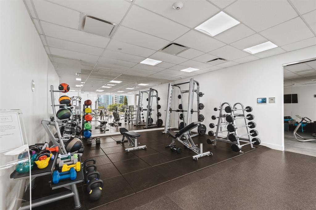 3130 N Harwood Street, #1805, Dallas, TX 75201 3130 N Harwood Street, #1805, Dallas, TX 75201