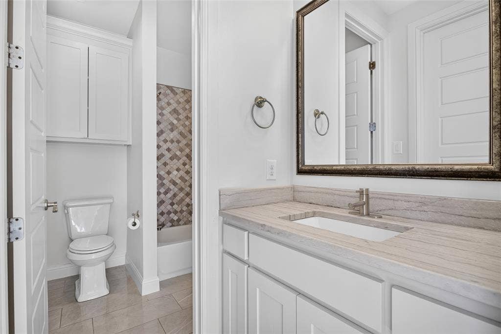 1717 Grey Bark Street, Fort Worth, TX 76008