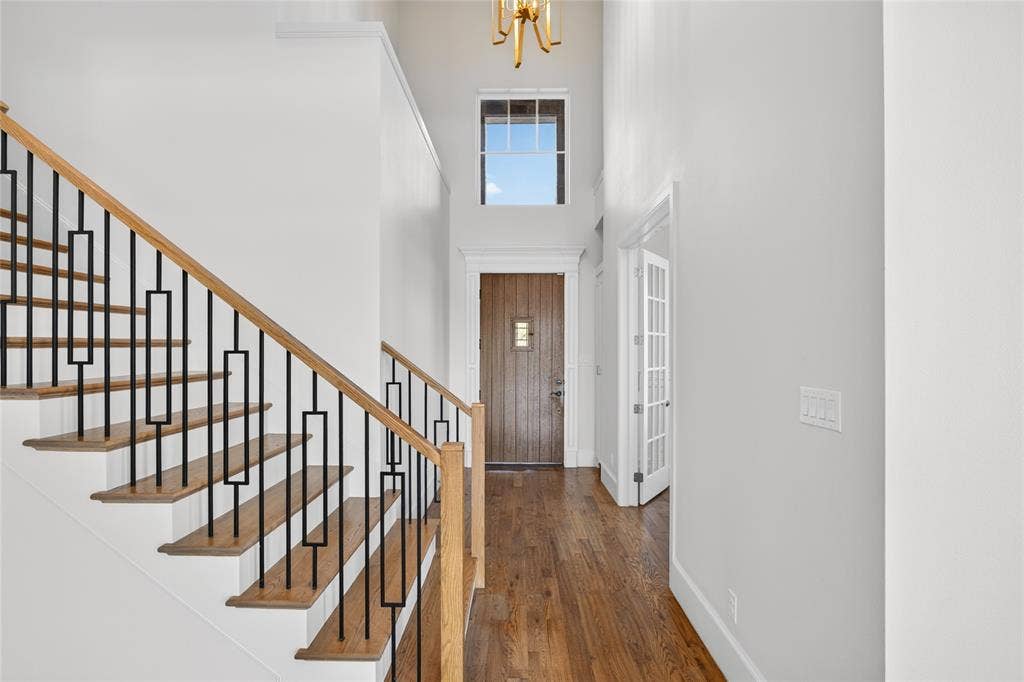 1717 Grey Bark Street, Fort Worth, TX 76008
