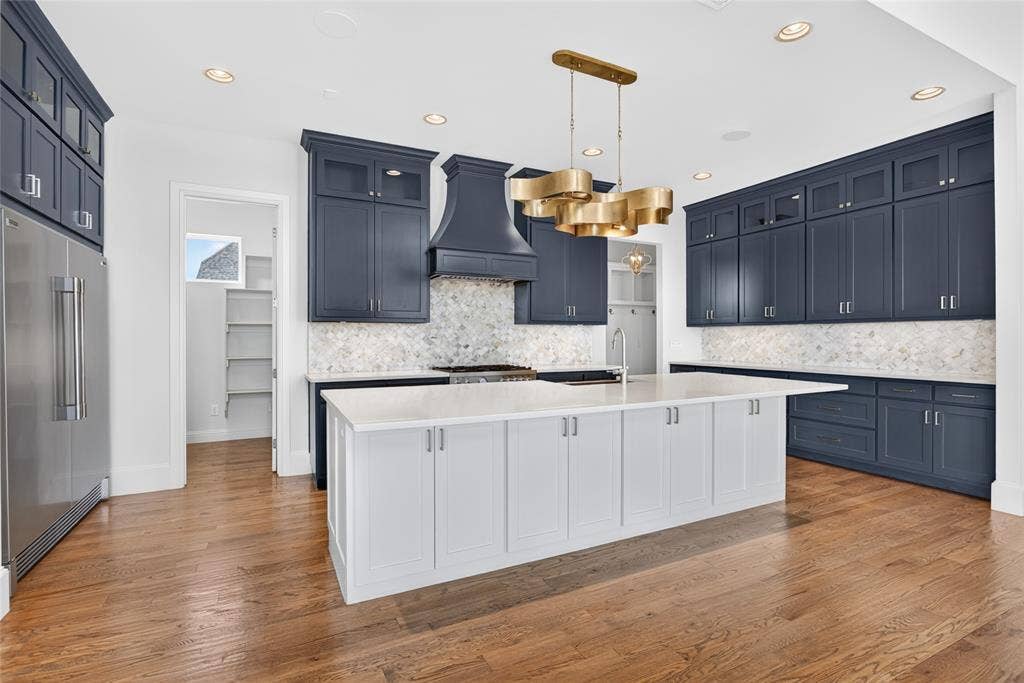 1717 Grey Bark Street, Fort Worth, TX 76008