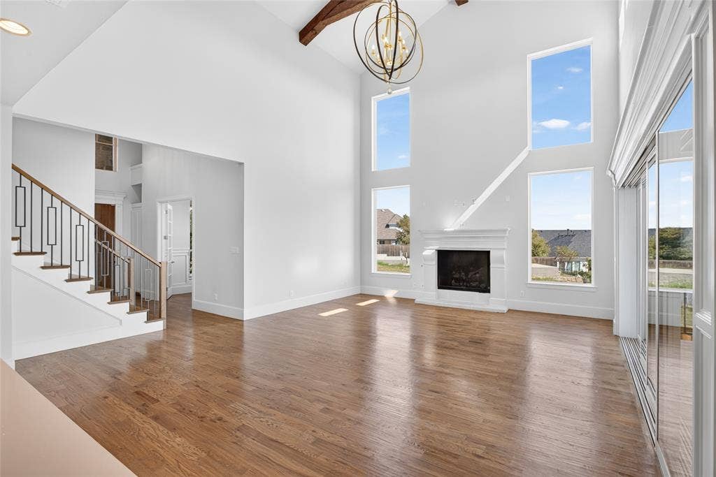 1717 Grey Bark Street, Fort Worth, TX 76008