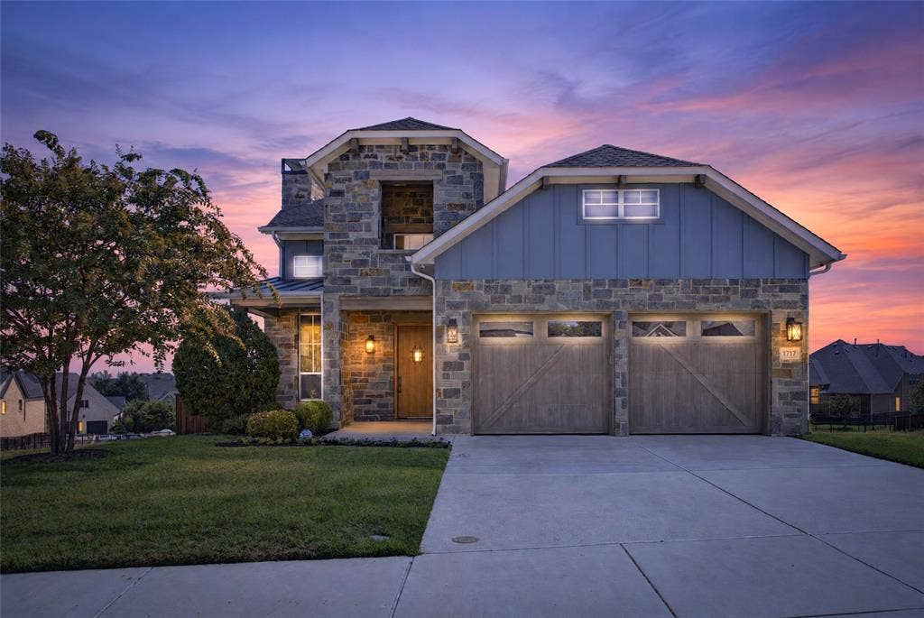 1717 Grey Bark Street, Fort Worth, TX 76008