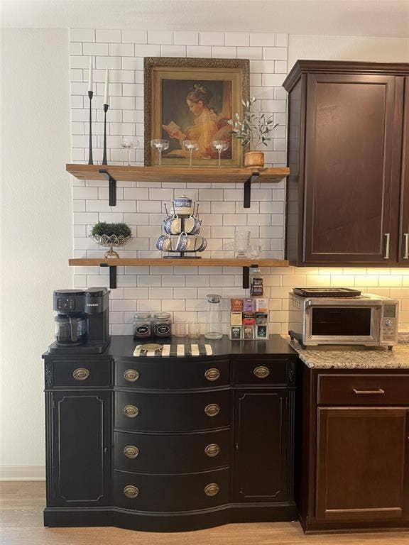 10709 Fallbrook Road, Waco, TX 76708 10709 Fallbrook Road, Waco, TX 76708