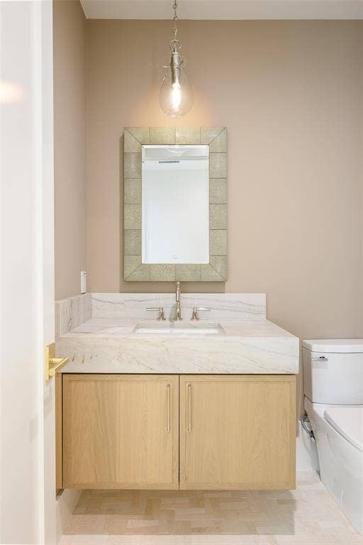 3929 Stanford Avenue, University Park, TX 75225 Powder bath on second floor