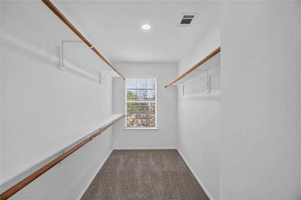 1336 Kiwi Court, Dallas, TX 75051 1336 Kiwi Court, Dallas, TX 75051