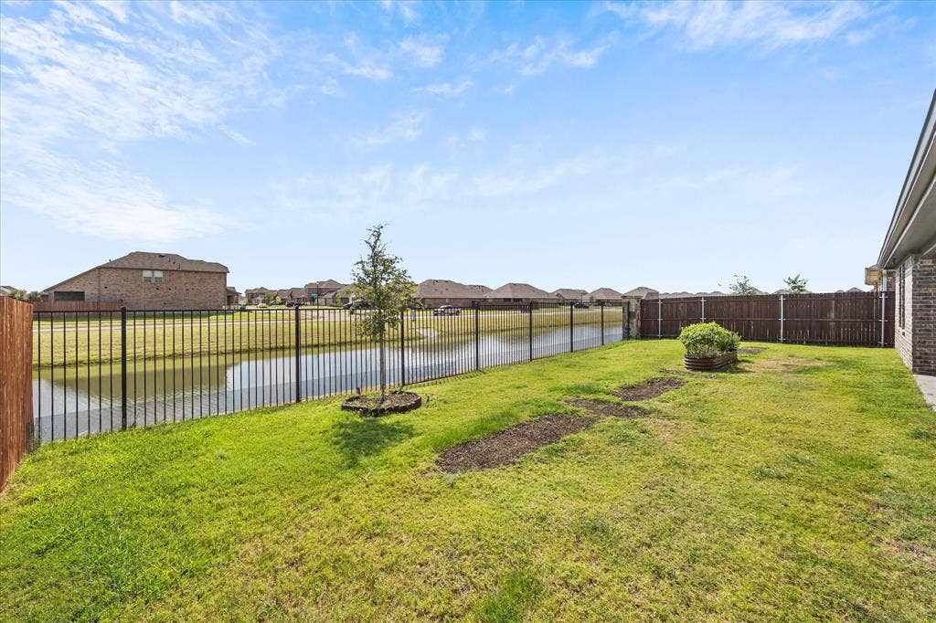164 Mapleoak Drive, Caddo Mills, TX 75135 Fenced backyard