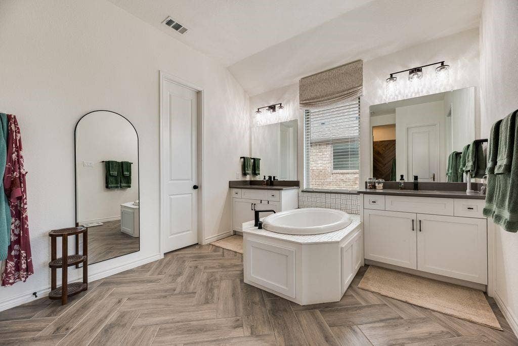 2221 Pinner Court, Celina, TX 75009 2221 Pinner Court, Celina, TX 75009