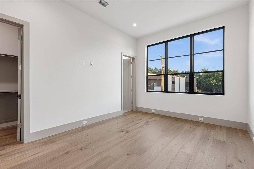 4130 Prescott Avenue, Dallas, TX 75219 4130 Prescott Avenue, Dallas, TX 75219
