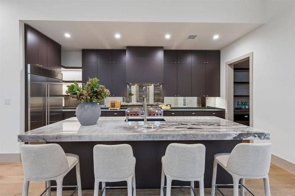 4130 Prescott Avenue, Dallas, TX 75219 4130 Prescott Avenue, Dallas, TX 75219