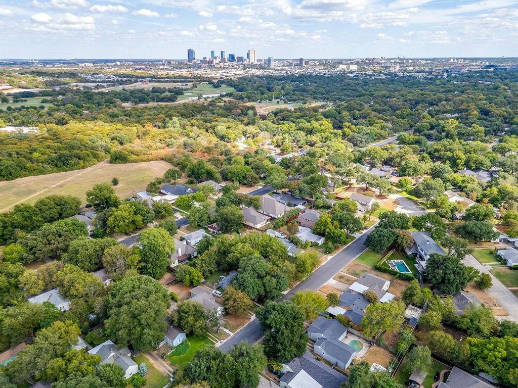 720 Northwood Road, Fort Worth, TX 76107 720 Northwood Road, Fort Worth, TX 76107