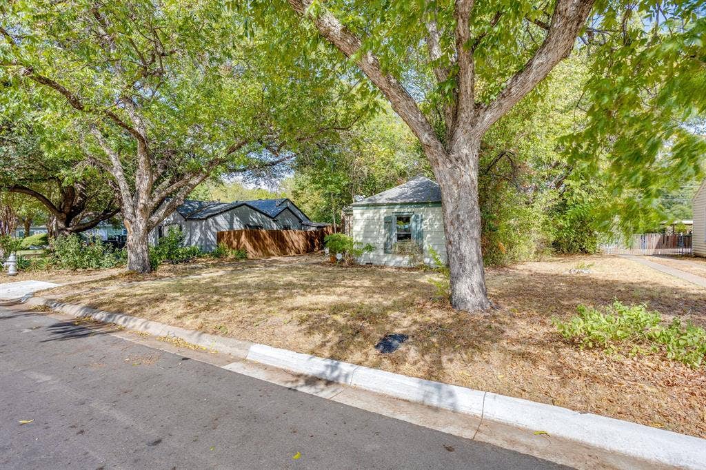 720 Northwood Road, Fort Worth, TX 76107 720 Northwood Road, Fort Worth, TX 76107