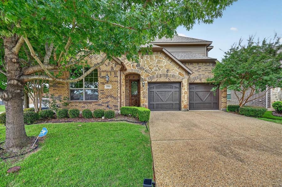 Property photo for 775 Deverson Drive, Rockwall, TX