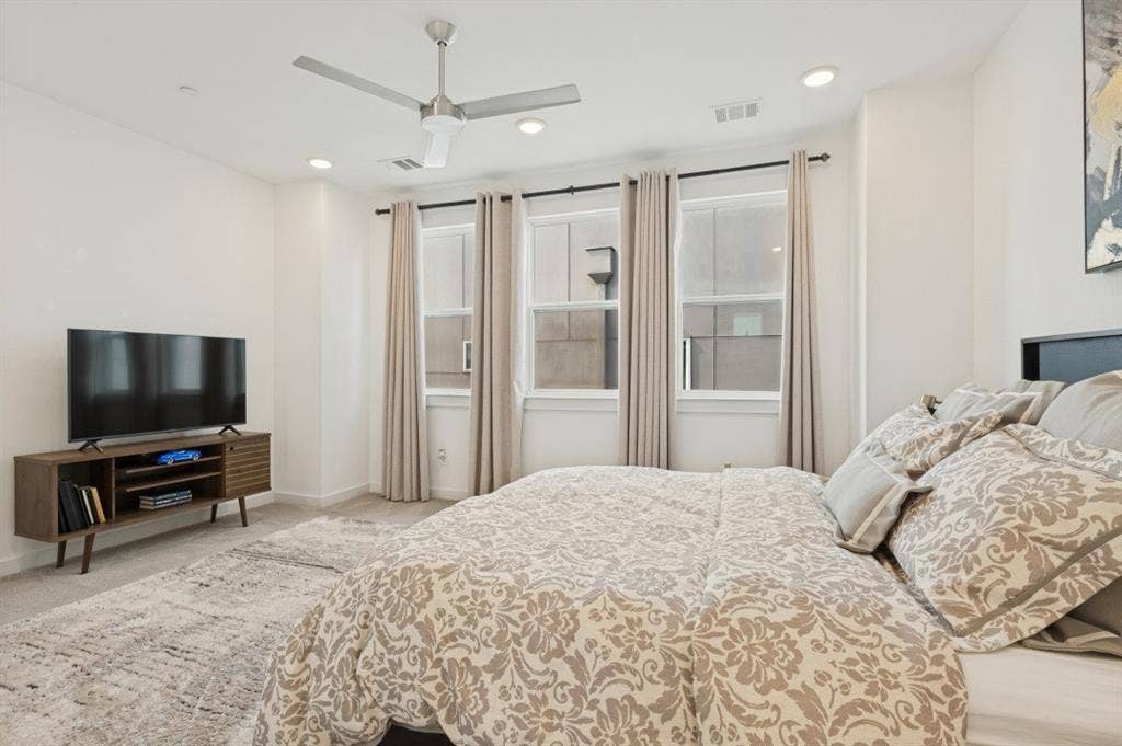 2314 N Carroll Avenue, #101, Dallas, TX 75204 2314 N Carroll Avenue, #101, Dallas, TX 75204