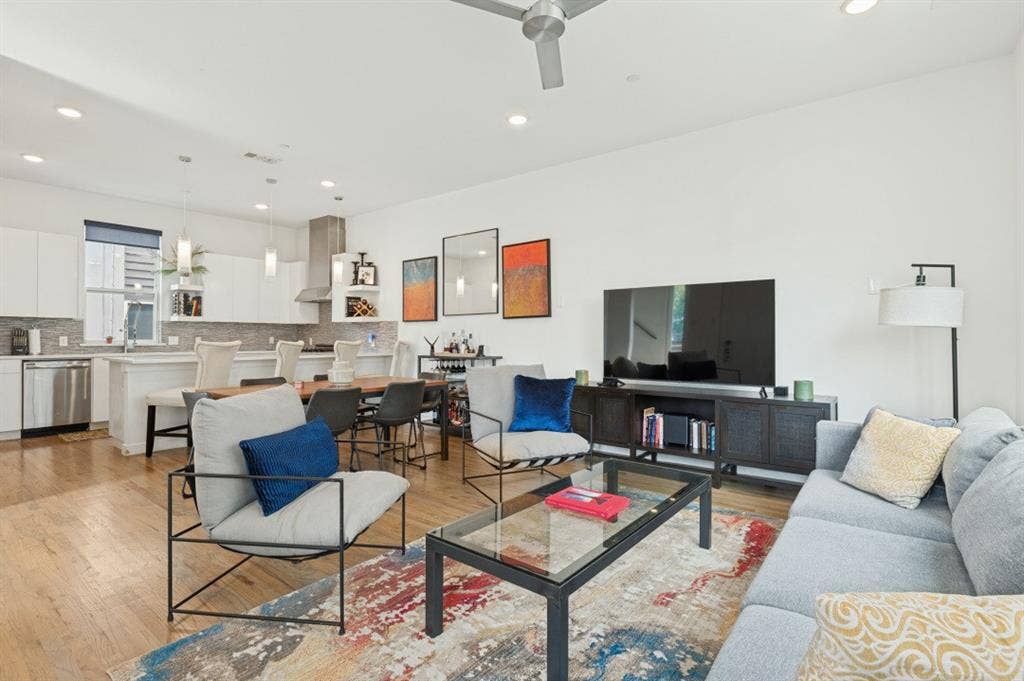 2314 N Carroll Avenue, #101, Dallas, TX 75204 2314 N Carroll Avenue, #101, Dallas, TX 75204