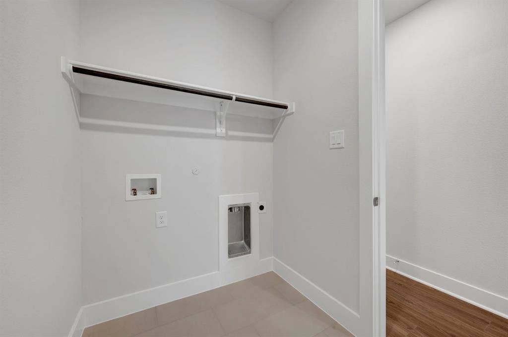 344 Kathryn Drive, Fort Worth, TX 76052 Inspiration Collection at LaPrelle