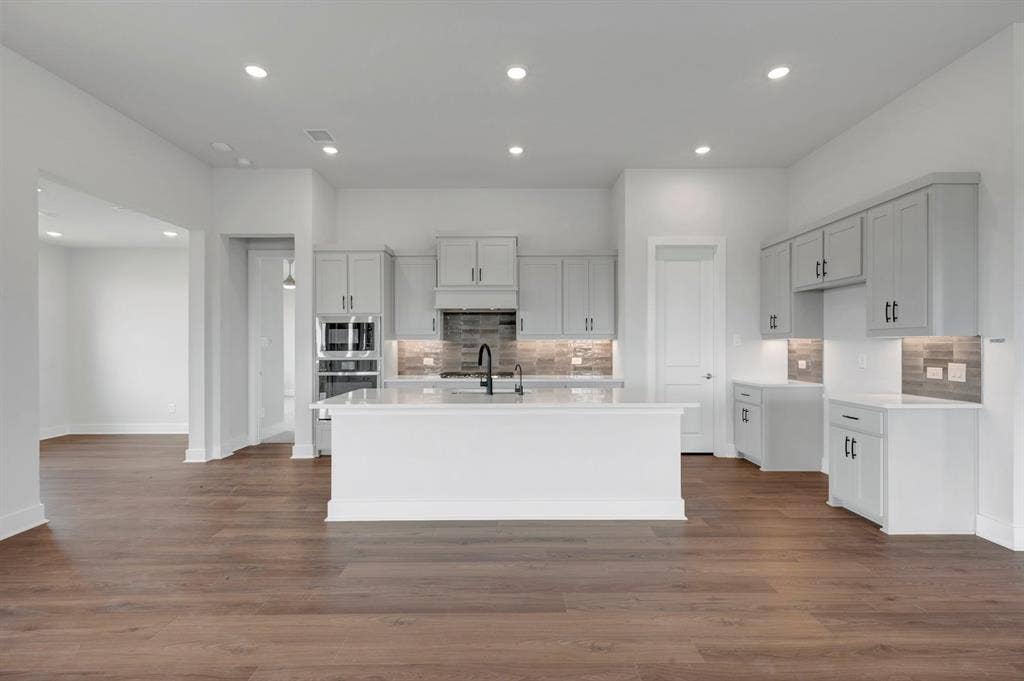 344 Kathryn Drive, Fort Worth, TX 76052 Inspiration Collection at LaPrelle