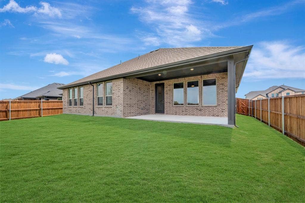 344 Kathryn Drive, Fort Worth, TX 76052 Inspiration Collection at LaPrelle